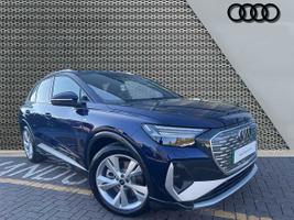 Used 2026 Audi Q4 E-tron Q4  S line 45 e-tron  210,00 kW Navarra blue, metallic
