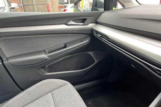 Volkswagen Golf Photo modix-9d442ff34e176458e4255459b7eada17d7fb59d6.jpg