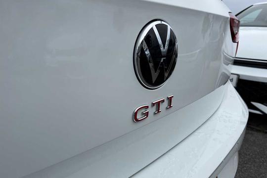 Volkswagen Polo Photo modix-9d54adcf136b3b74504e532fa4058cdc9b1fd267.jpg