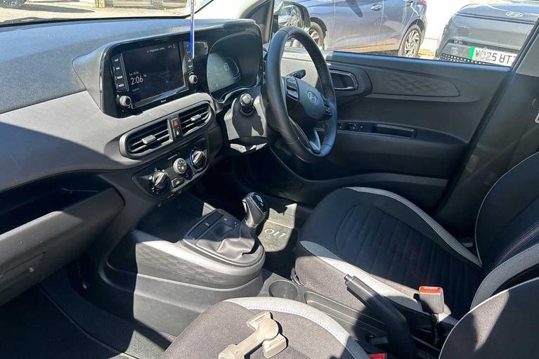 Used Hyundai i10 EA25YCP 2