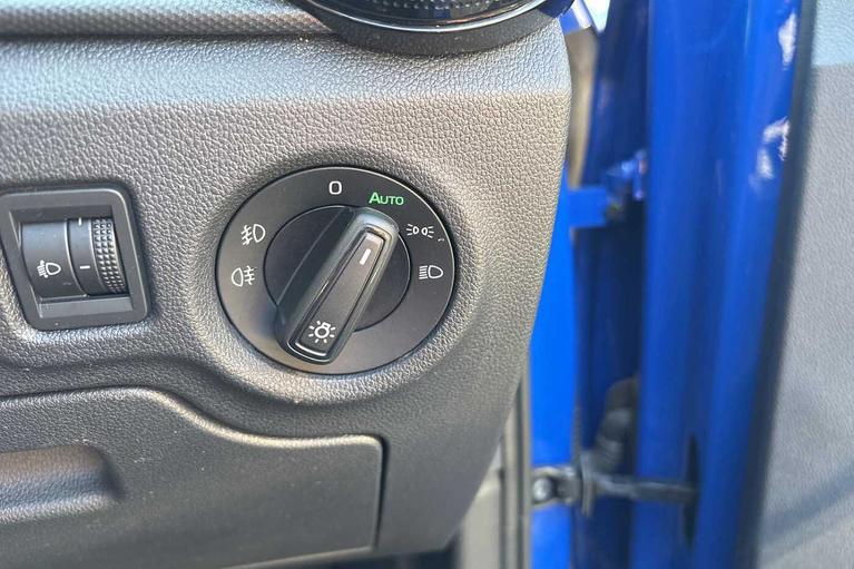 Used Skoda Fabia WU24UOM 19