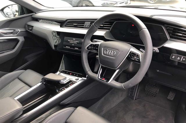 Used 2023 Audi e-tron Black Edition 55 quattro 300,00 kW £49,950 6,000 ...