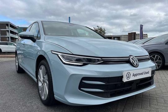 Volkswagen Golf Photo modix-a1d630c36536cadfa385f8a37bb5f09f2e58e053.jpg