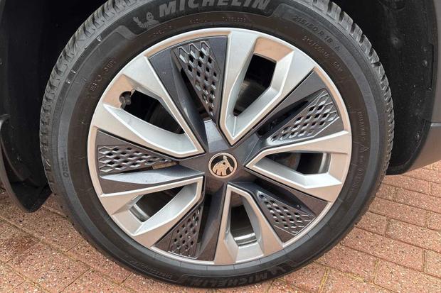 Used Skoda Karoq CV74WHP 5