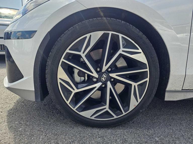 Used Hyundai IONIQ 6 WM75USS 11