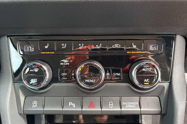 Used Skoda Karoq CU73WCA 17