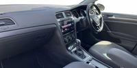 Volkswagen Golf Photo 1