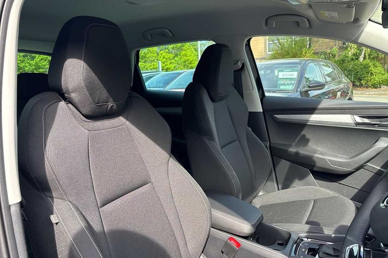 Used Skoda Karoq LT24XYX 19