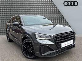 Used 2024 Audi Q2 Black Edition 35 TFSI  150 PS S tronic Daytona Grey Pearl Effect