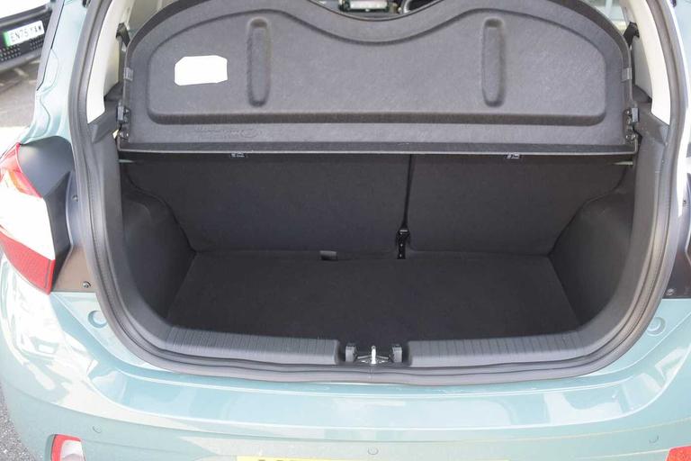 Used Hyundai i10 YB24AOL 15