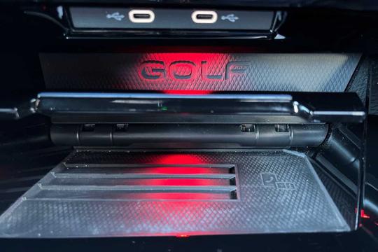 Volkswagen Golf Photo modix-a9220f5e71588bbbba2dd89b495a764f18fcea72.jpg