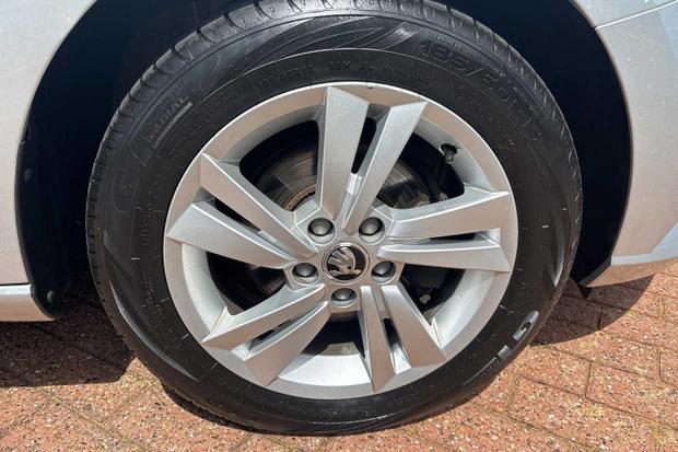 Used Skoda Fabia Estate CU69SXL 5