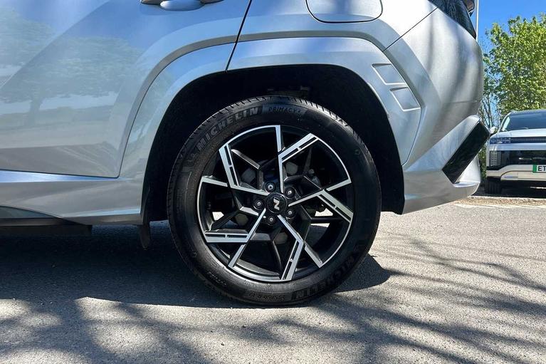 Used Hyundai TUCSON EF25NPV 9