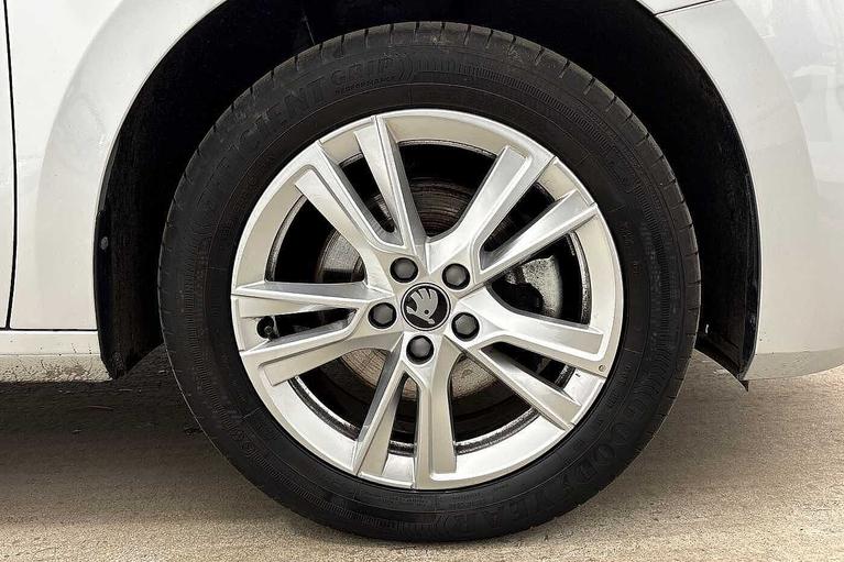 Used Skoda Fabia KS25PVJ 5