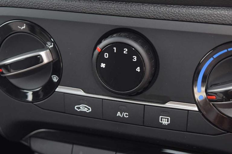 Used Hyundai i20 GX18OPC 20
