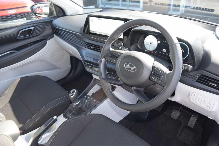 Used Hyundai i20 GV26OFX 17