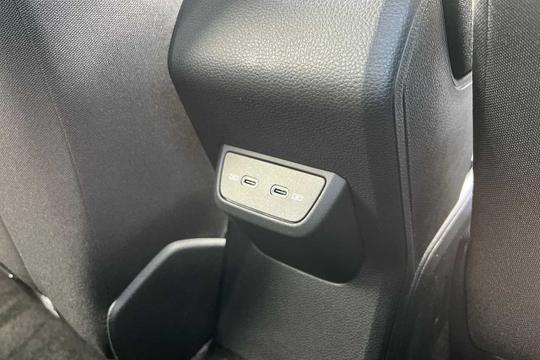 Volkswagen Polo Photo modix-ae34f3e54b3fe7d160e158387b78084cba3f78ee.jpg
