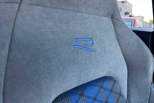 Volkswagen Golf Photo modix-af6273f9899c920945e77554a9f0c57af871e777.jpg