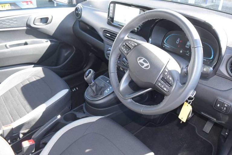 Used Hyundai i10 DS74GOH 15