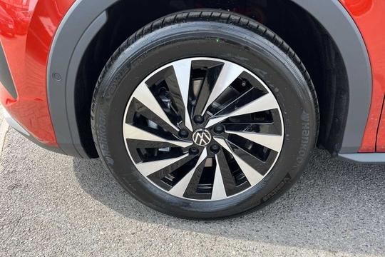 Volkswagen T-roc Photo modix-b1faefd9d8a874734b5766ab08f0b46f1bbfbeb1.jpg