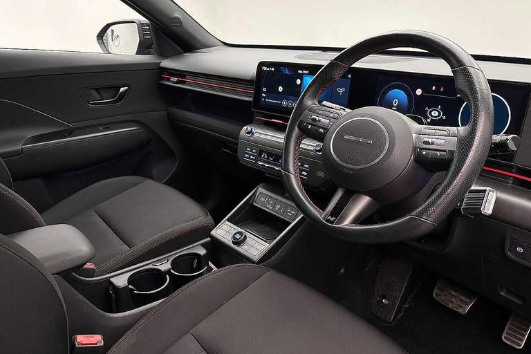 Used Hyundai KONA EK25USF 6