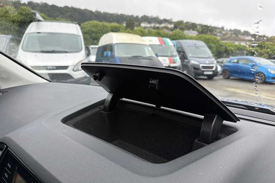 Skoda Karoq Photo modix-b3c903128682763693b7a44143a076f8056df3d4.jpg