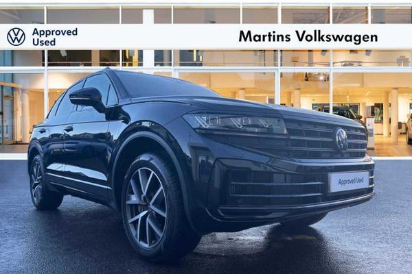 Used 2023 Volkswagen Touareg Estate 3.0 TSI eHybrid 4Motion Elegance 5dr Tip Auto BLACK EDITION PACK at Martins Group