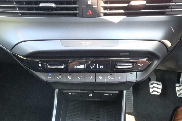 Used Hyundai BAYON BL23FJJ 14