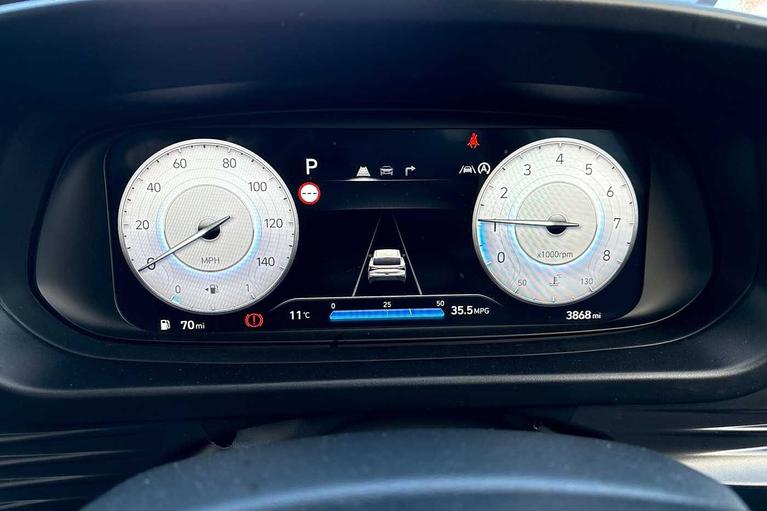 Used Hyundai i20 EF25DXE 15