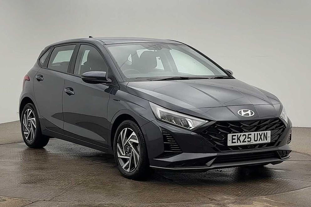 Used Hyundai i20 EK25UXN 1