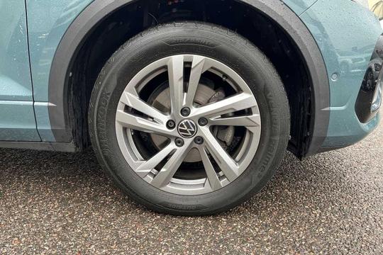 Volkswagen T-roc Photo modix-b68994ab19d3175207a8fb060aa3f4ef03affc19.jpg