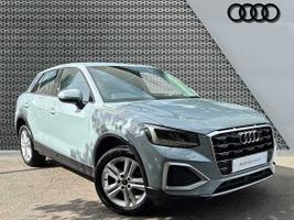Used 2023 Audi Q2 Sport 35 TFSI  150 PS S tronic Arrow grey, pearl effect