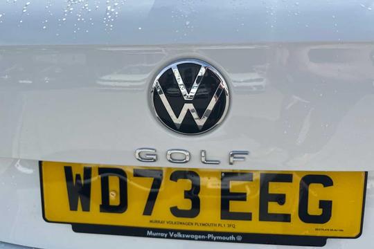 Volkswagen Golf Photo modix-b762f65af7e3a3375f8222ec887de07319f0b88b.jpg