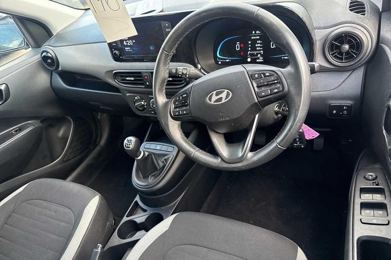 Used Hyundai i10 WP74MYA 5