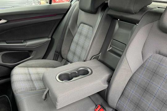 Volkswagen Golf Photo modix-b83cb31b771798a040201cd7b15797dc4e9c8e4f.jpg