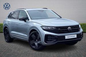 Used 2026 Volkswagen Touareg 3.0 V6 TDI 4Motion 286 Final Edition 5dr Tip Auto Oyster Silver