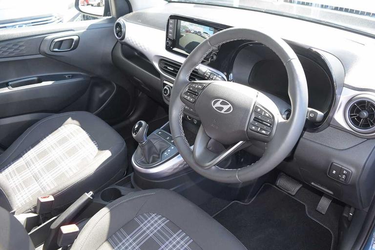 Used Hyundai i10 GX26YCM 16