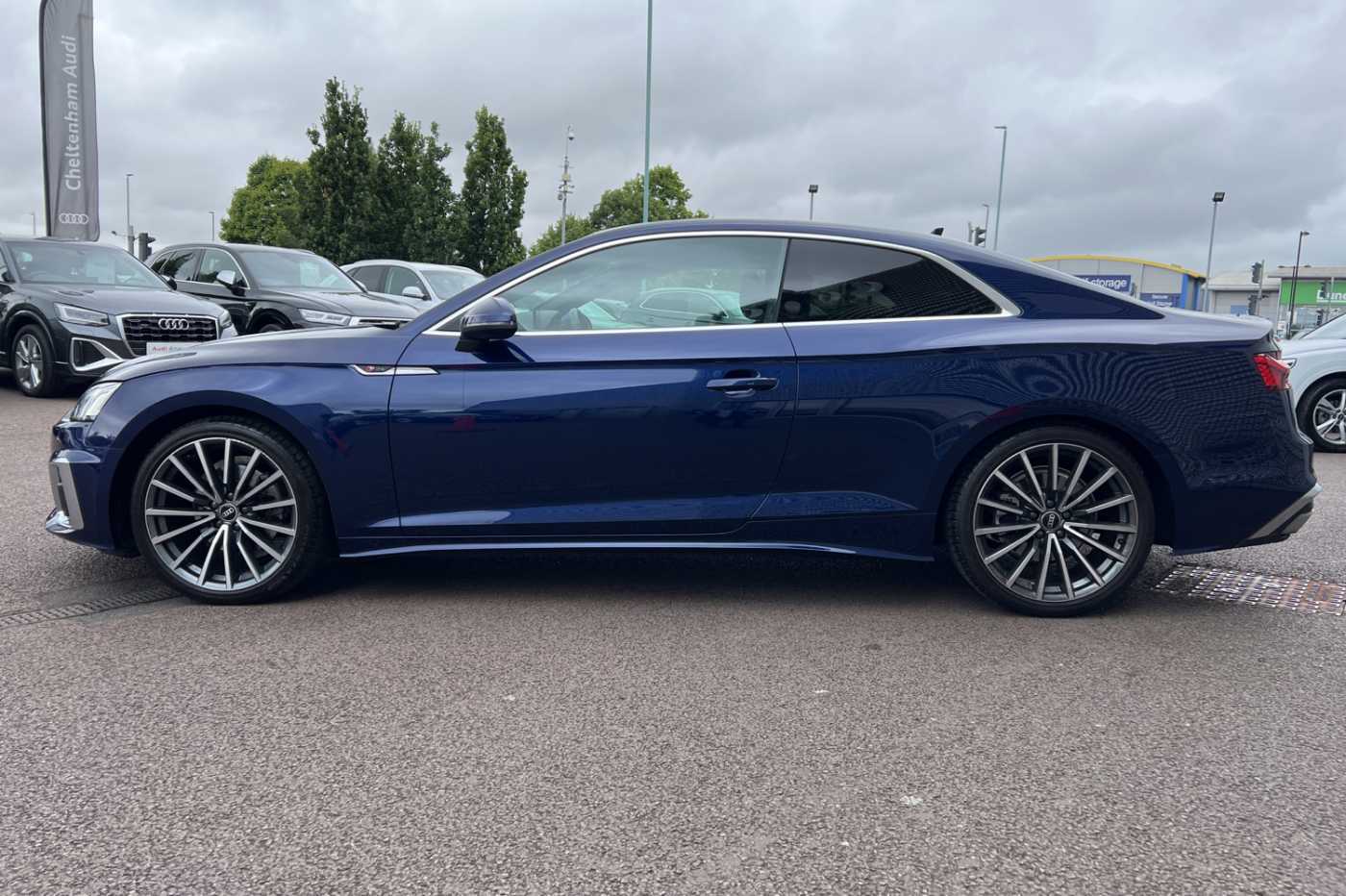 Audi a5 store s line blue