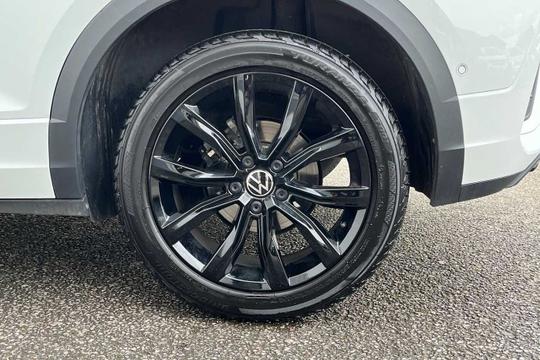 Volkswagen T-ROC Photo modix-ba7a7f89a989d7e3ac281dad9d1113956d3a0c9e.jpg