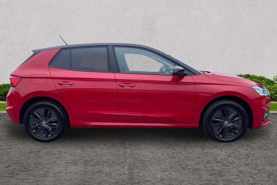 Skoda Fabia Photo modix-bad7f72acf4f3f4c802abdc2d3cba55fc5ba5804.jpg