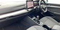 Volkswagen Golf Photo 1