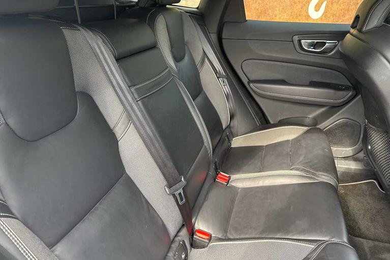 Used Volvo Xc60 RO20KWF 10