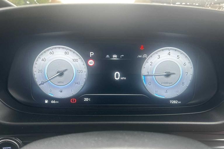 Used Hyundai BAYON WM75YDX 12