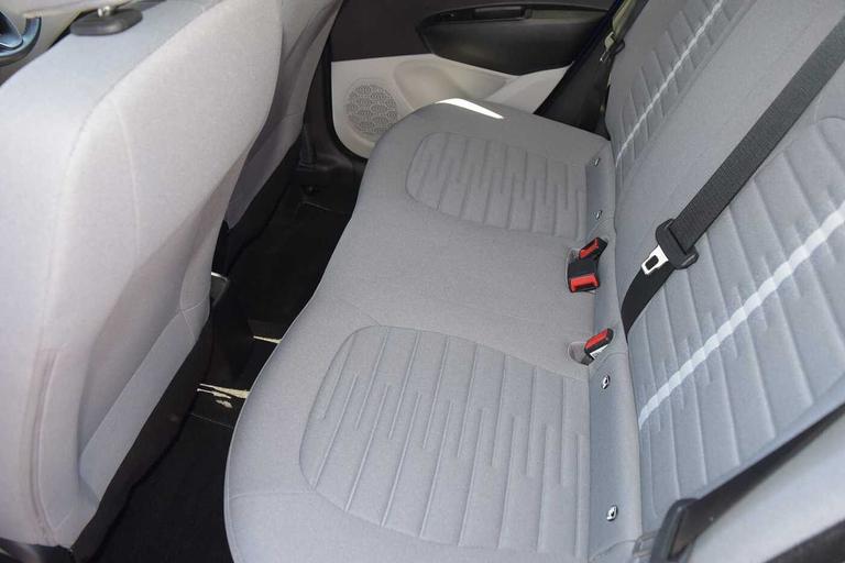 Used Hyundai i10 HN72ENH 16