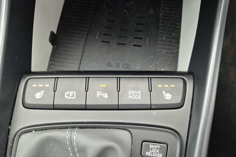 Used Hyundai BAYON WM74HHF 19