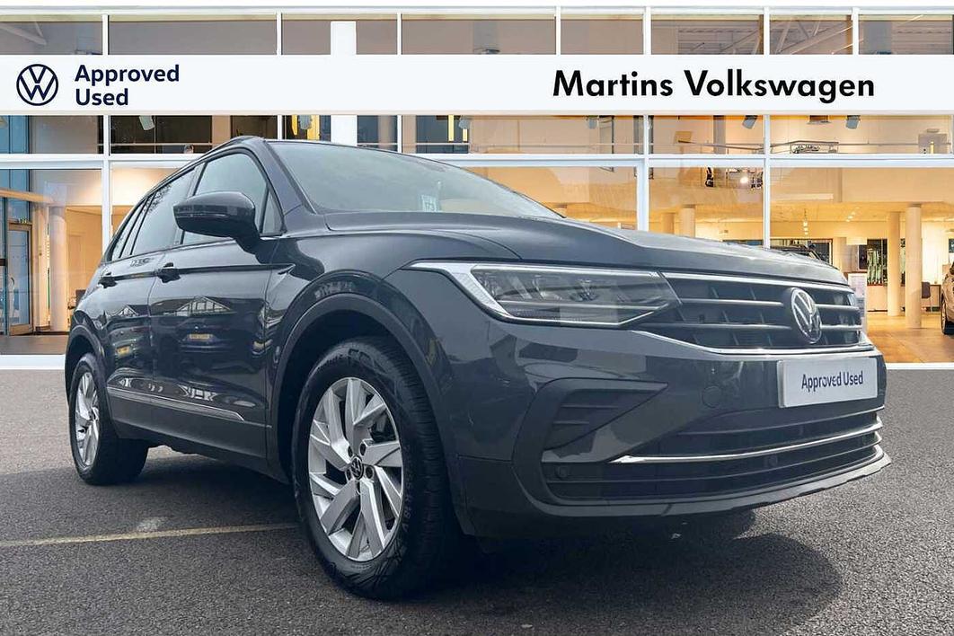 Volkswagen Tiguan 1.5 TSI (150ps) Life EVO DSG 5 door