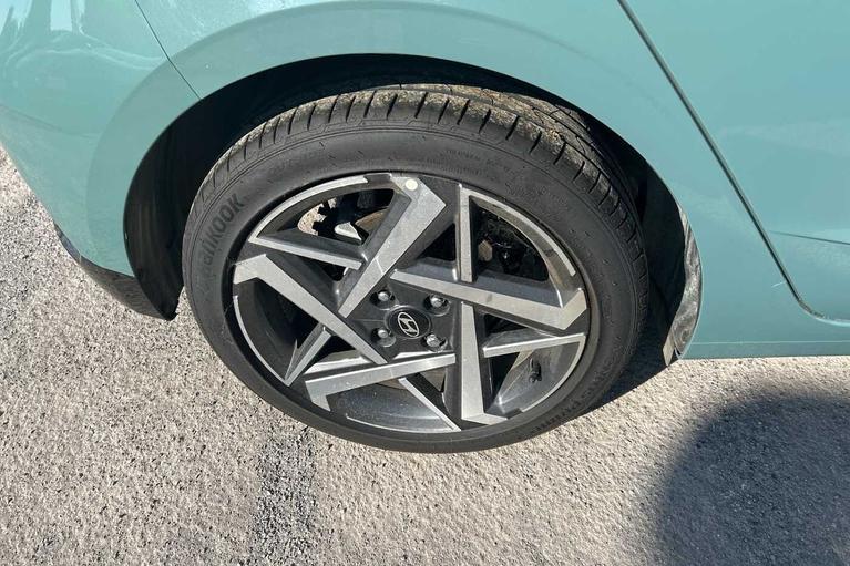 Used Hyundai i20 KR75UBJ 5