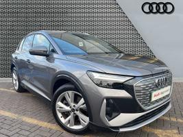 Used 2023 Audi Q4 E-tron Q4  S line 40 e-tron  150,00 kW Typhoon grey, metallic