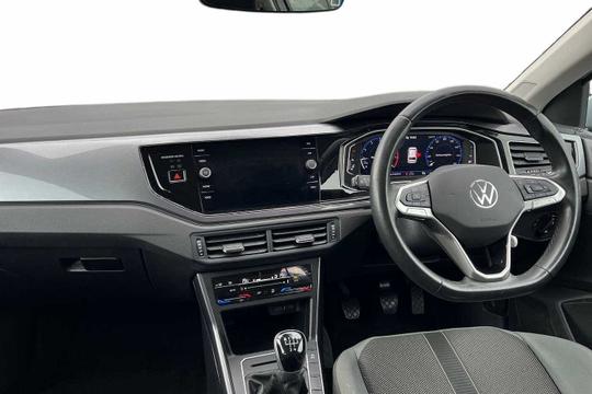 Volkswagen Polo Photo modix-c0d6cb6078cc551b254f73a66f73fa782345be2c.jpg