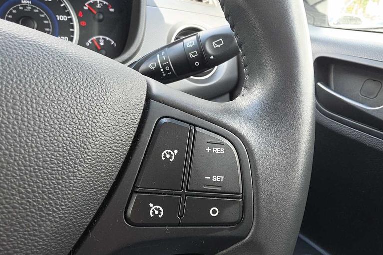 Used Hyundai i10 WP68EOS 18